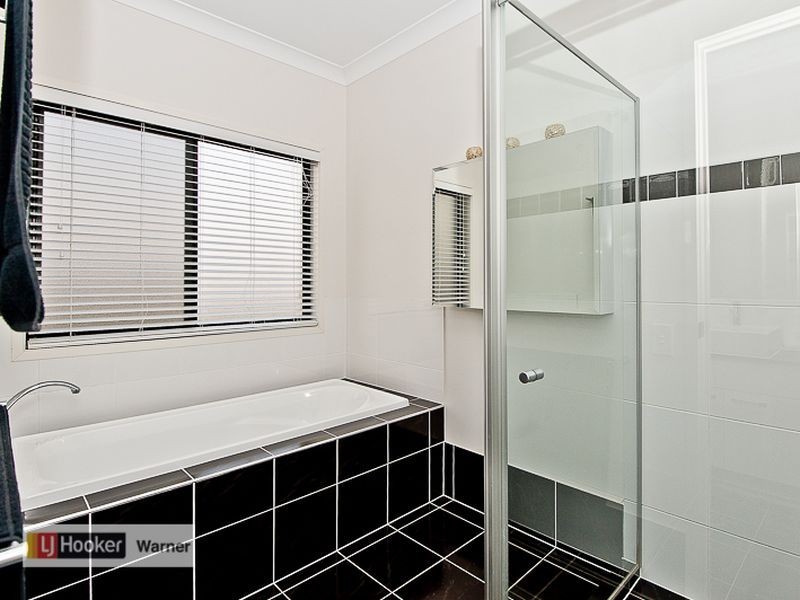 9 Wessling Close, Cashmere QLD 4500