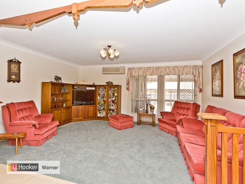 9 Links Crescent, Joyner QLD 4500