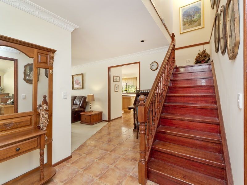 17 Sarow Drive, Warner QLD 4500