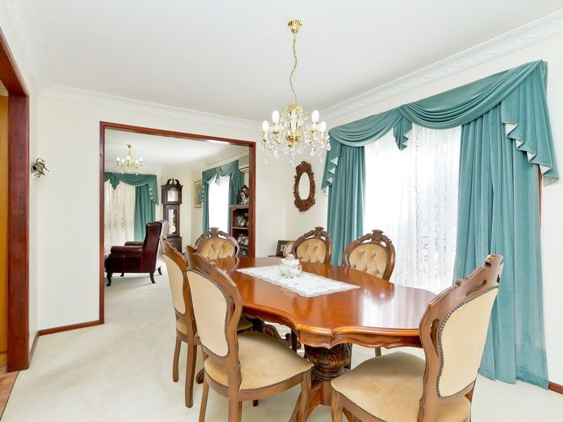 17 Sarow Drive, Warner QLD 4500