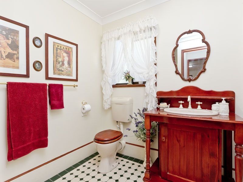 17 Sarow Drive, Warner QLD 4500