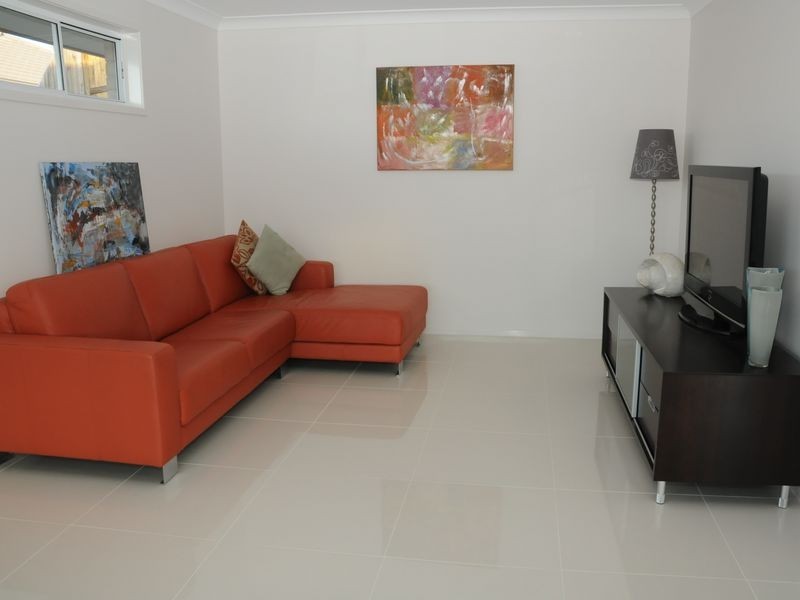 5 Perrins Close, Warner QLD 4500