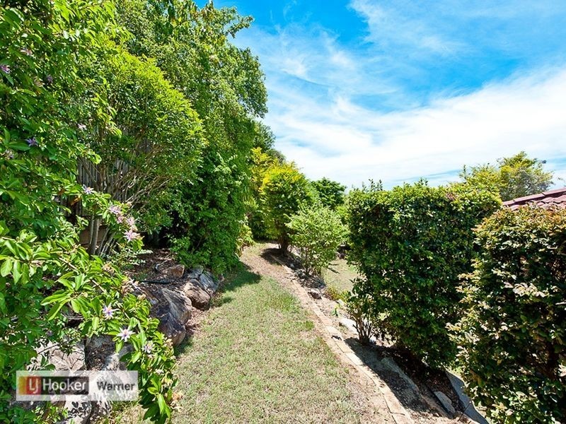 13 Silvereye Crescent, Albany Creek QLD 4035
