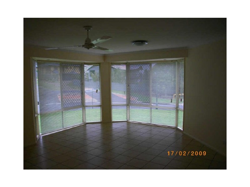 Eatons Hill QLD 4037