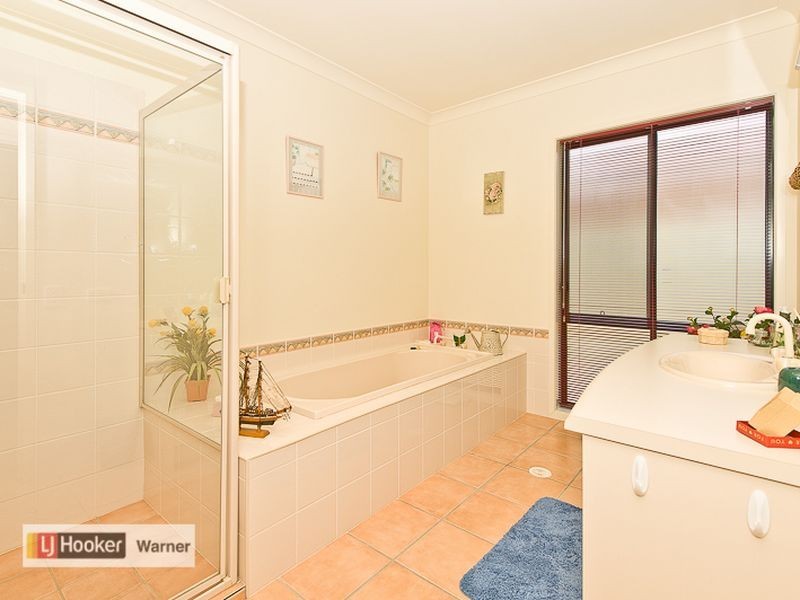 1 Sycamore Court, Warner QLD 4500