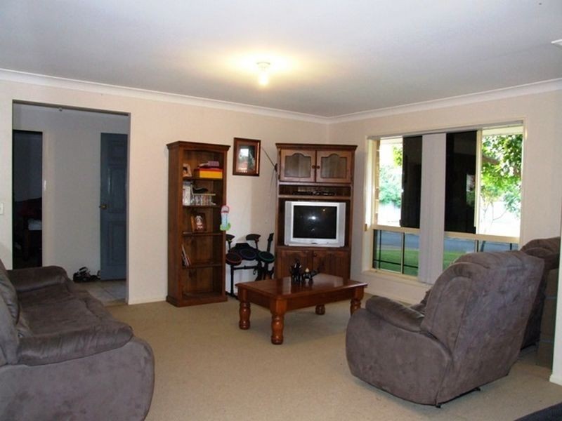 12 Blackbutt Court, Warner QLD 4500