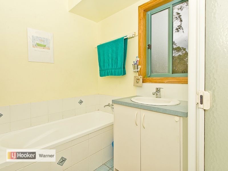8 Lakeview Court, Joyner QLD 4500