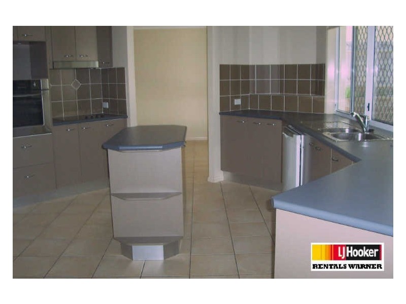 Eatons Hill QLD 4037