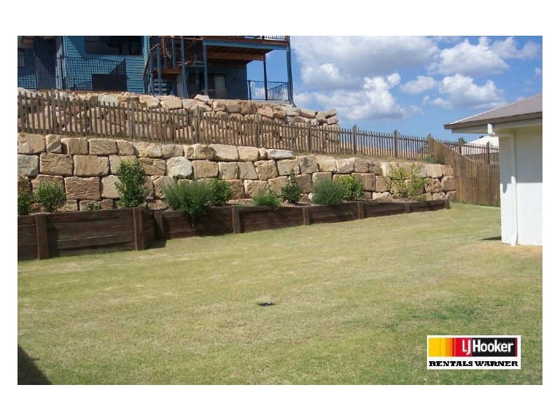 Eatons Hill QLD 4037