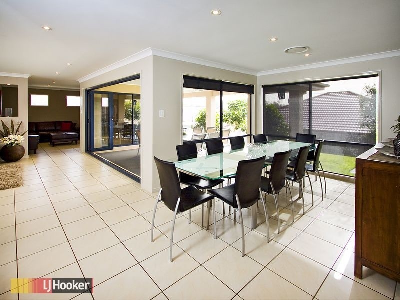 Warner QLD 4500
