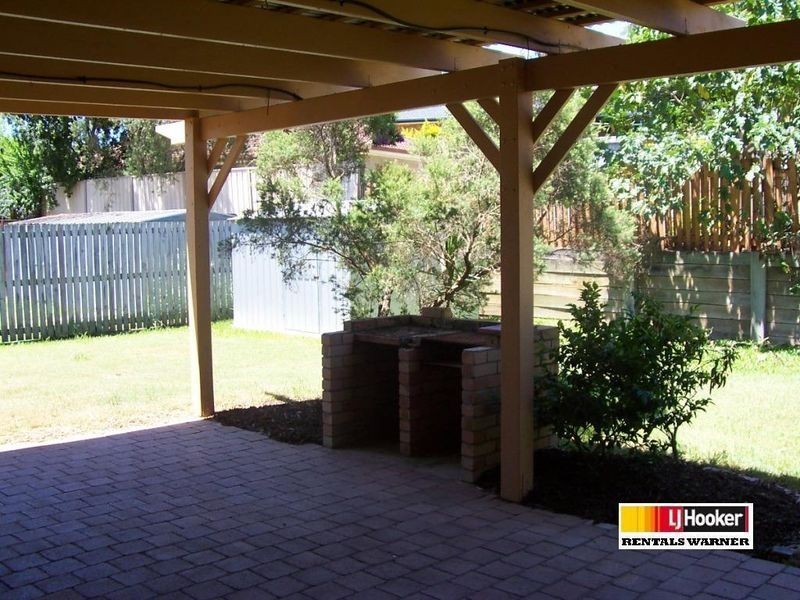 100 Faheys Road West, Albany Creek QLD 4035