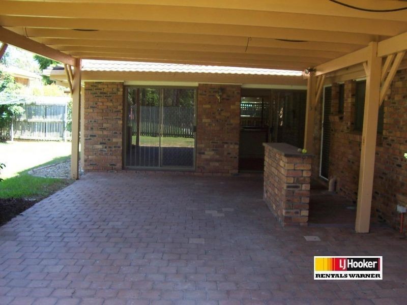 100 Faheys Road West, Albany Creek QLD 4035