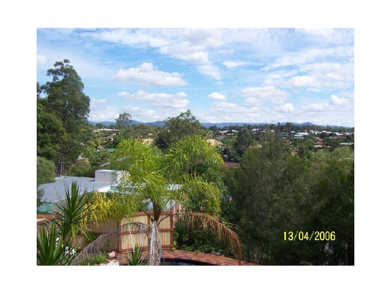 10 Fortuna Court, Eatons Hill QLD 4037