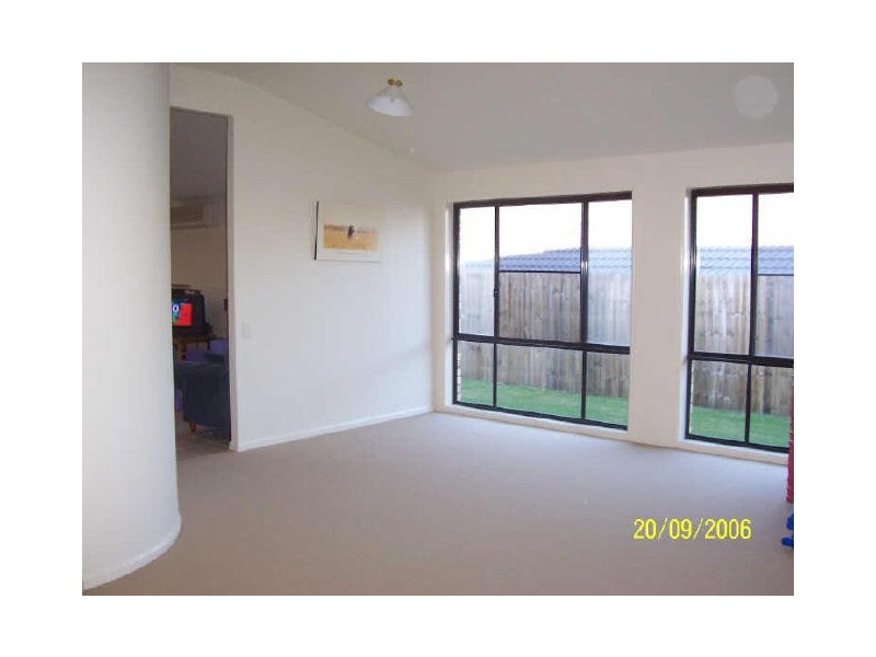 Warner QLD 4500