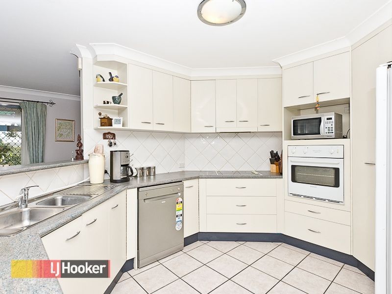 5 Toro Court, Eatons Hill QLD 4037