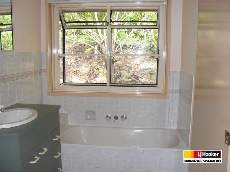 50 Gilford Crescent, Albany Creek QLD 4035
