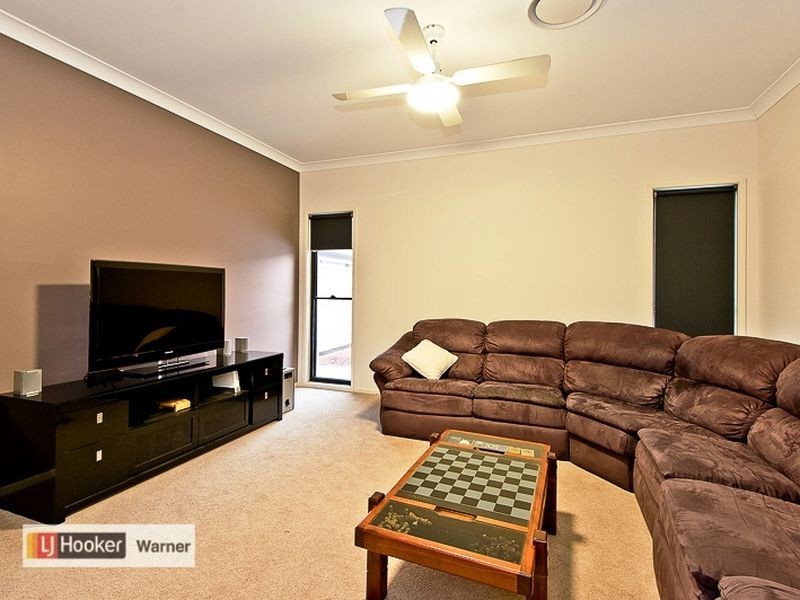 9 Wessling Close, Cashmere QLD 4500