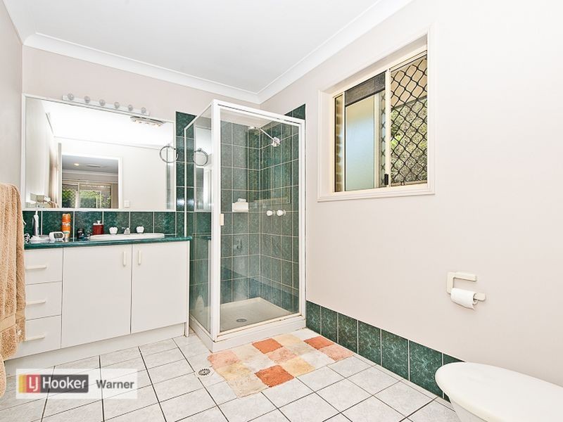 13 Silvereye Crescent, Albany Creek QLD 4035