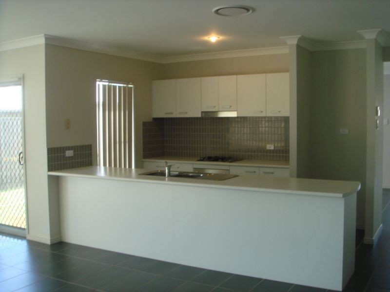 Eatons Hill QLD 4037