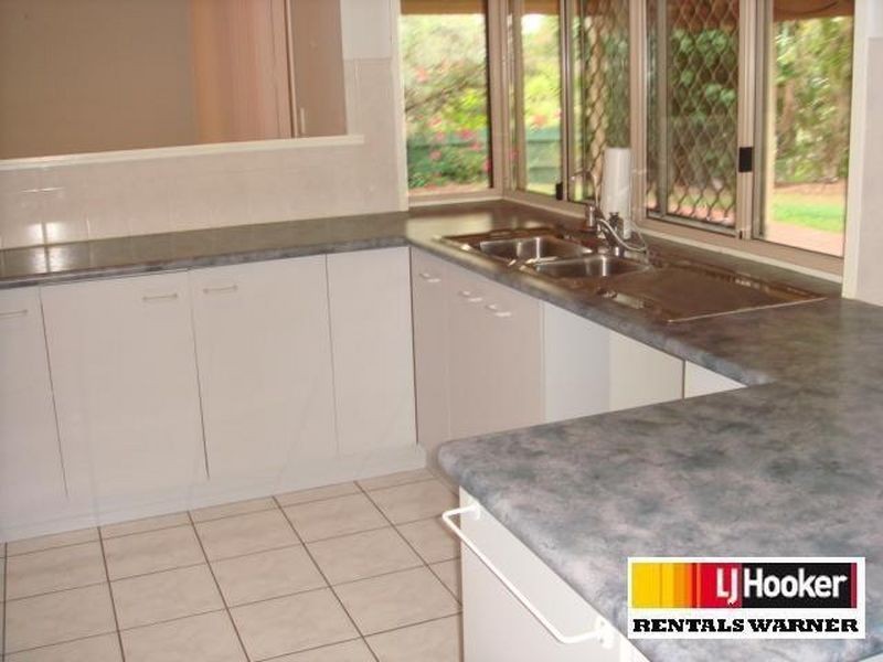 9 Pine Bark Court, Albany Creek QLD 4035