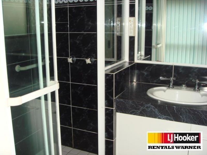 9 Pine Bark Court, Albany Creek QLD 4035