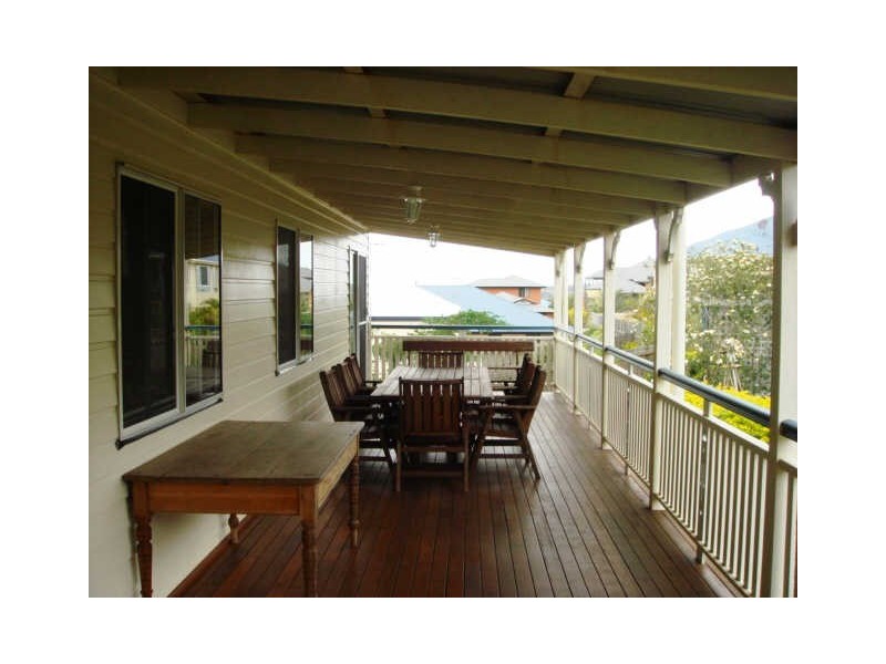 Eatons Hill QLD 4037