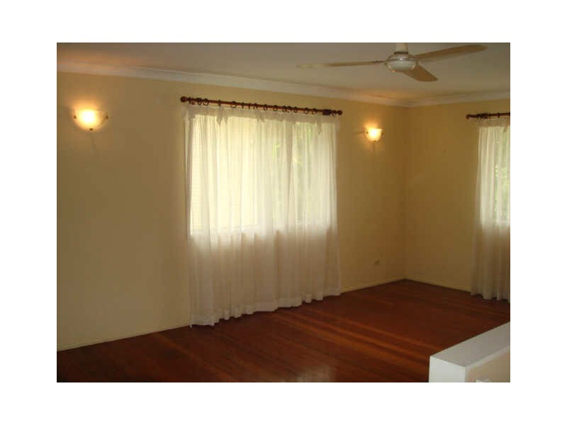 8 Tennyson Street, Strathpine QLD 4500