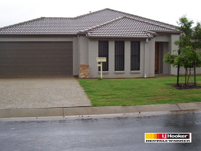 8 Tributary Court, Eatons Hill QLD 4037