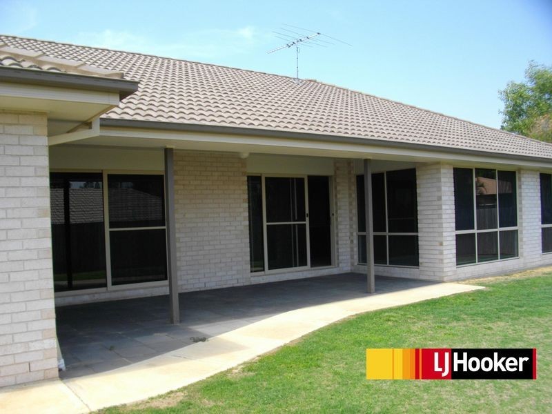 18 Aretha Lane, Narangba QLD 4504