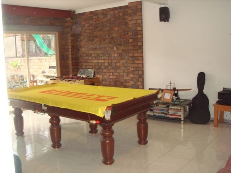 Eatons Hill QLD 4037