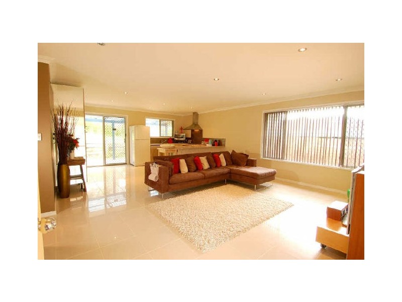 64 Kirikee Street, Ferny Grove QLD 4055