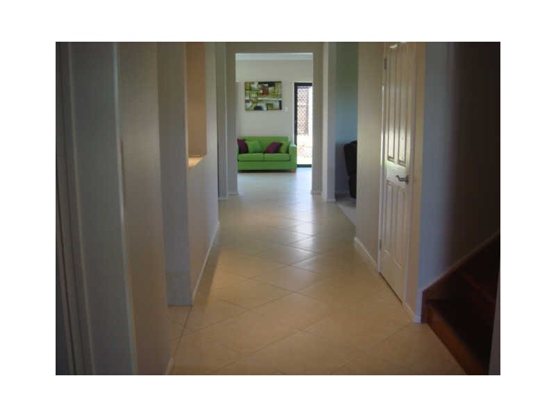 17 Parry Street, North Lakes QLD 4509