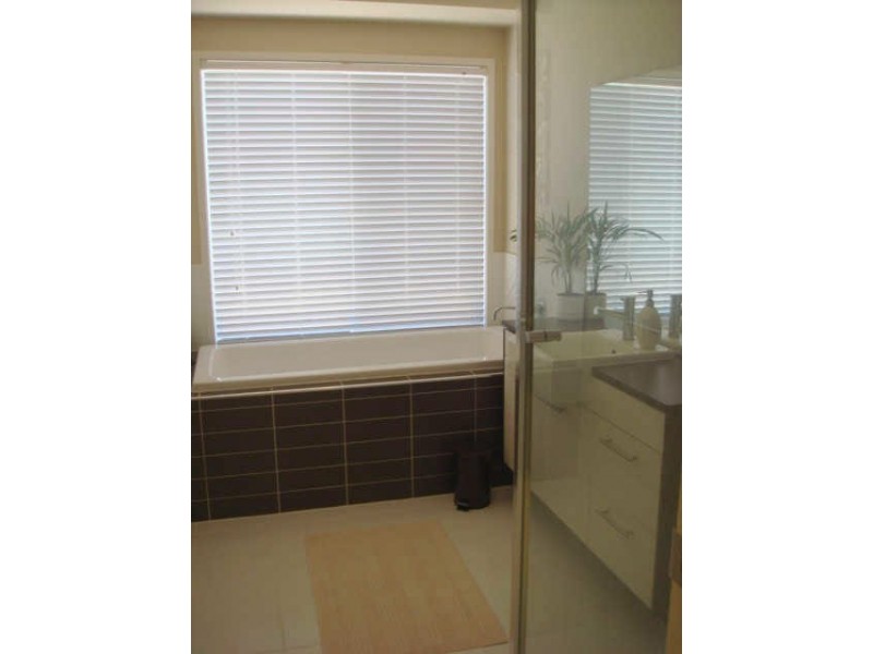 20 Bella Street, Cashmere QLD 4500