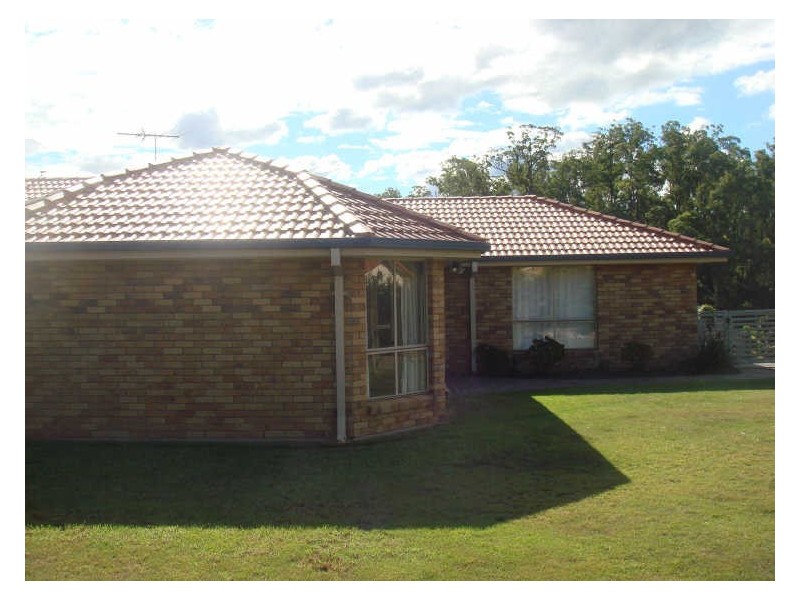 10 Coolgardie Court, Arana Hills QLD 4054