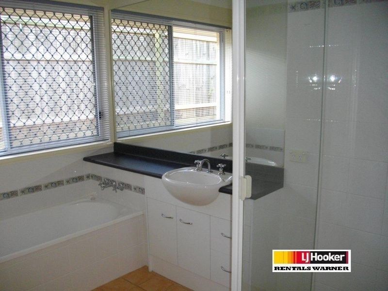 8 Sassafras Court, Warner QLD 4500