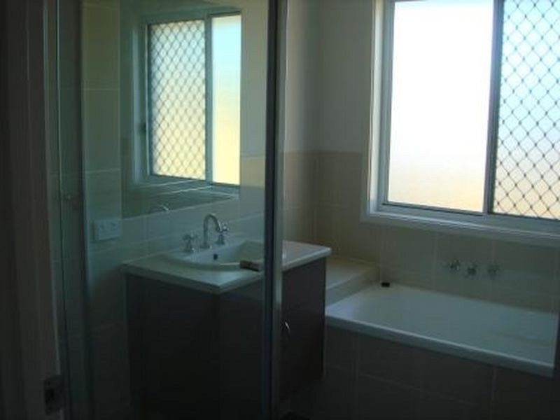Warner QLD 4500