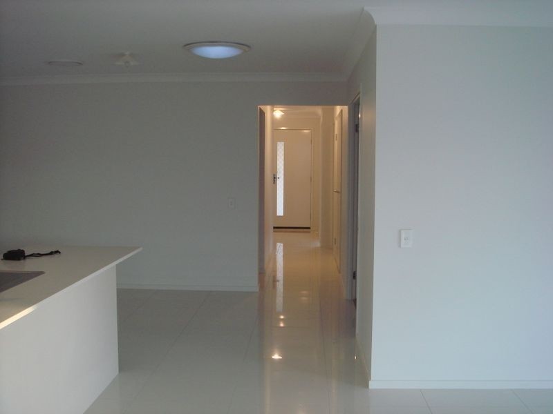 Warner QLD 4500
