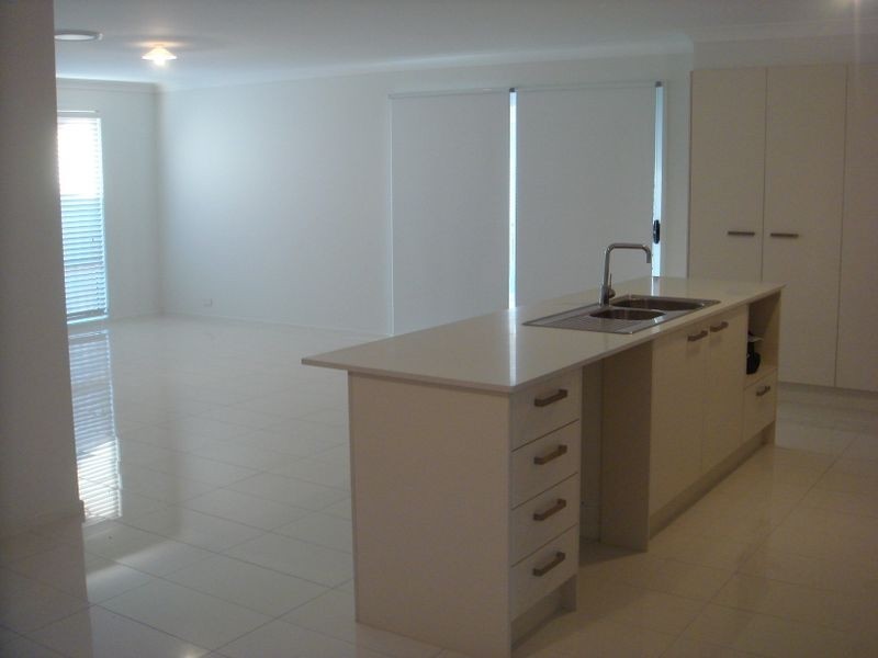 Warner QLD 4500