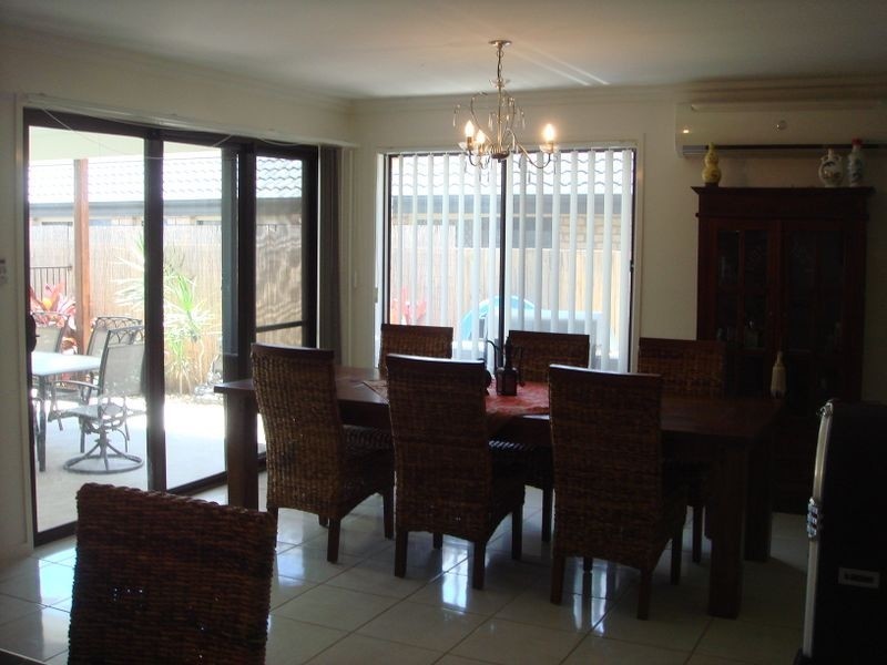 Warner QLD 4500