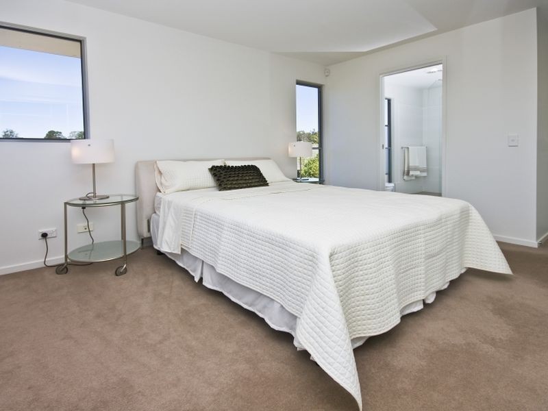 8 Kipfler Street, Warner QLD 4500