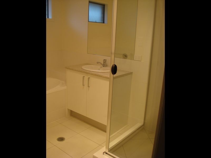 1 Schukow Court, Warner QLD 4500