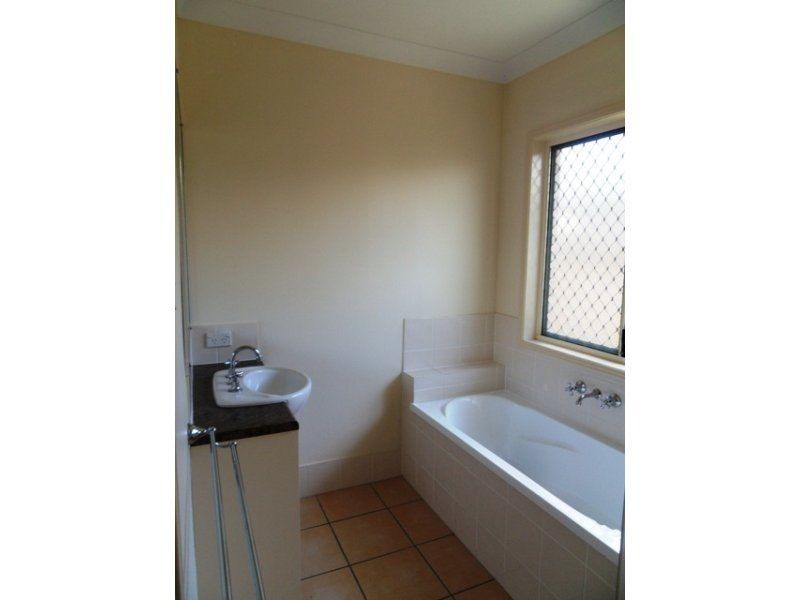 2 Patrone Ct, Warner QLD 4500