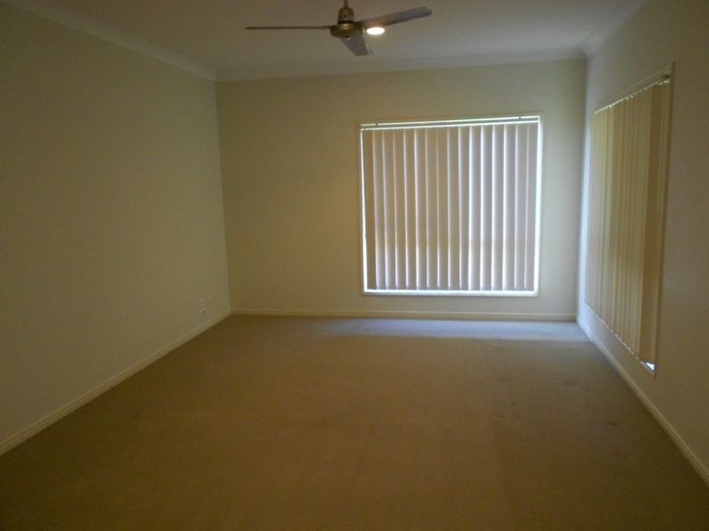 4 Versace Avenue, Bray Park QLD 4500