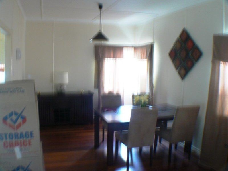 9 Thirteenth Av, Kedron QLD 4031