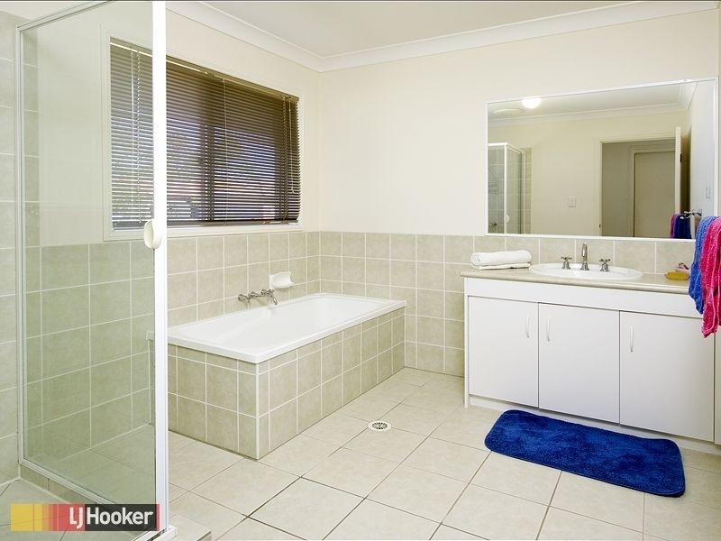 Warner QLD 4500