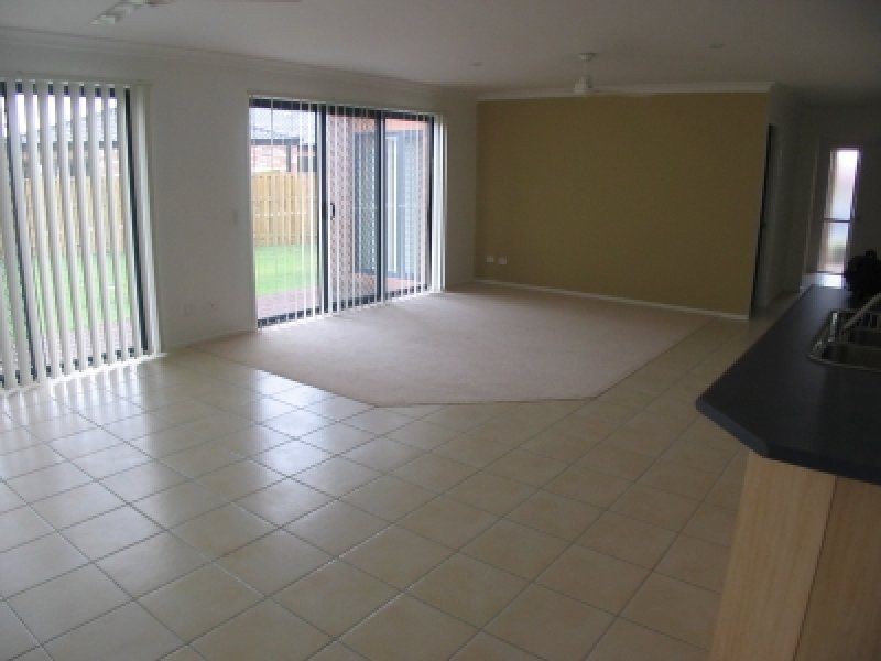 9 Leopard Tree Close, Bracken Ridge QLD 4017