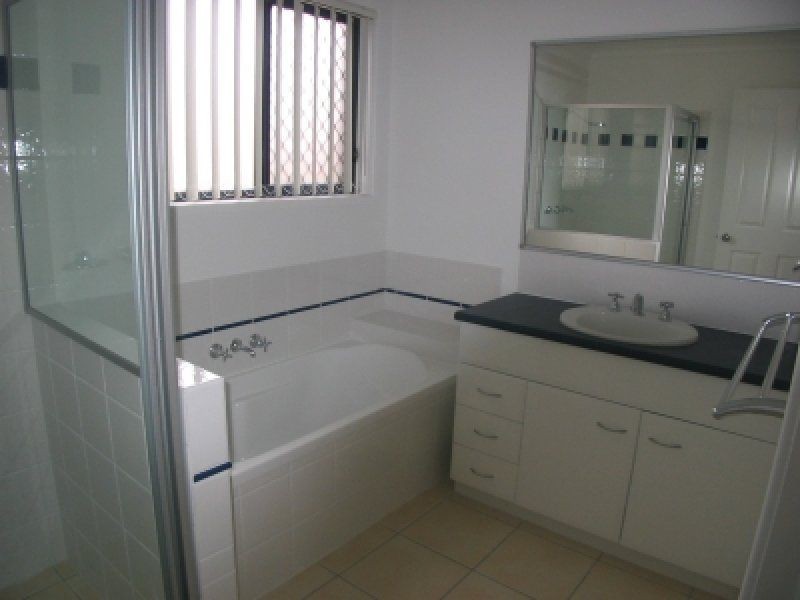 9 Leopard Tree Close, Bracken Ridge QLD 4017