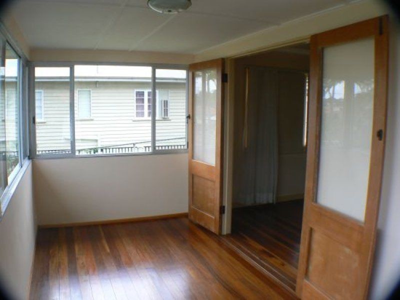 102 Armfield Street, Stafford QLD 4053