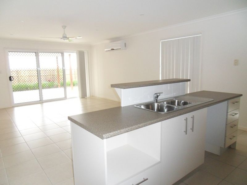 6 Rolland Pde, Warner QLD 4500