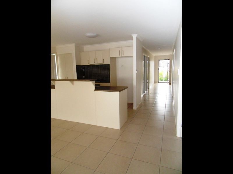 6 Rolland Pde, Warner QLD 4500